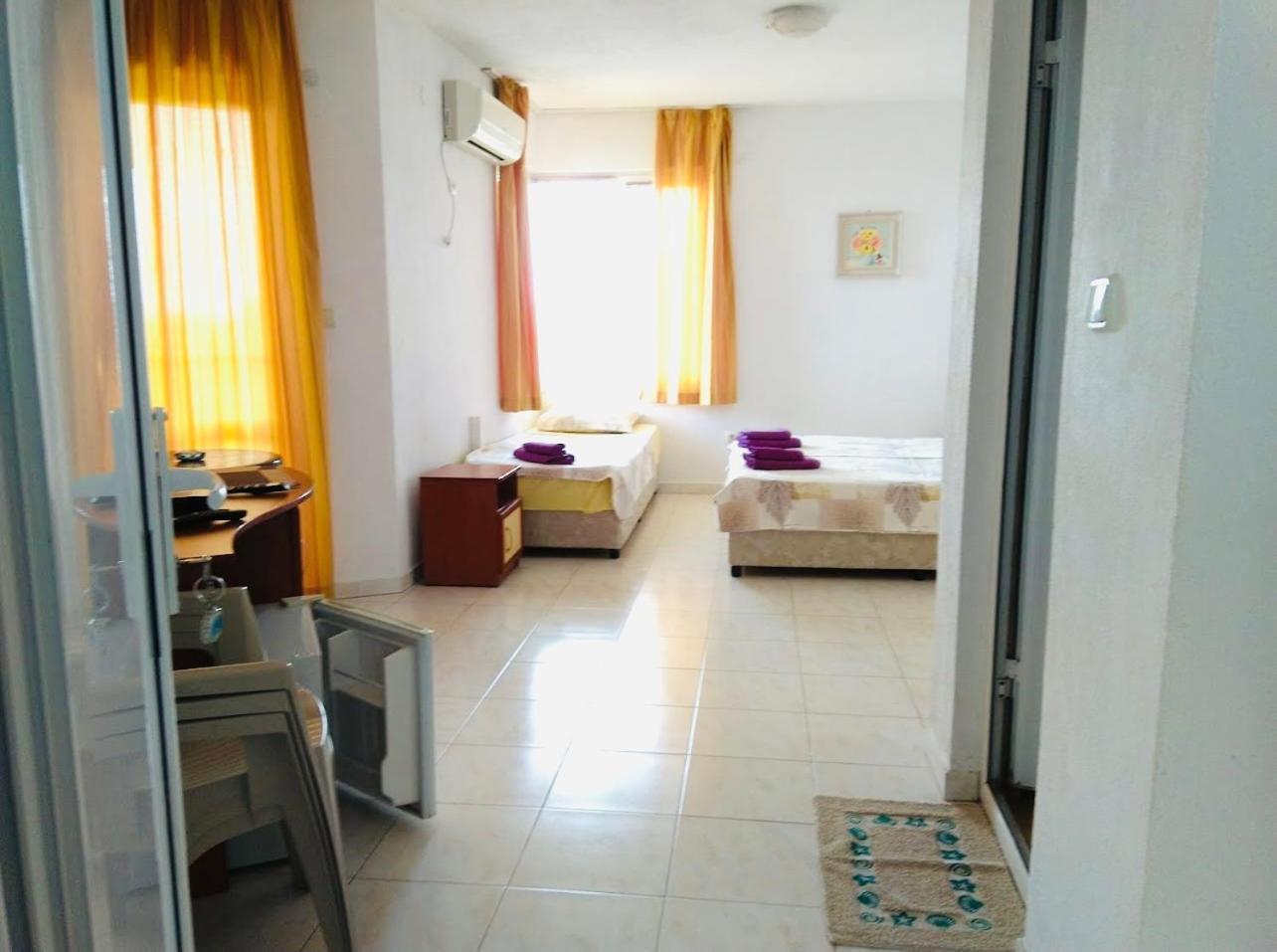 Hotel Kъща За Гости Липите à Sinemoretz Extérieur photo